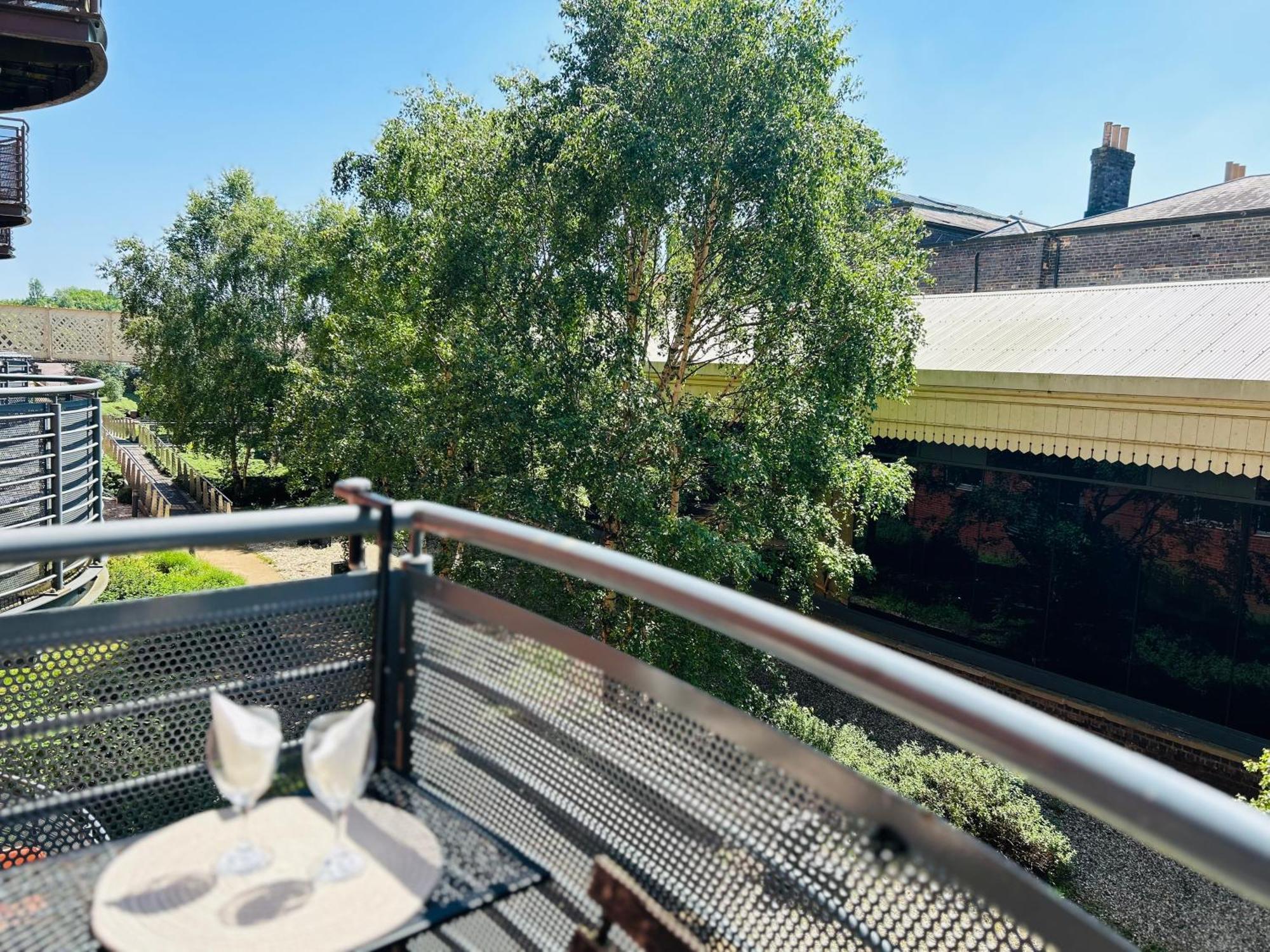 Modern Apartment Broad Gauge Way - Ideal For Work And Leisure Wolverhampton Luaran gambar