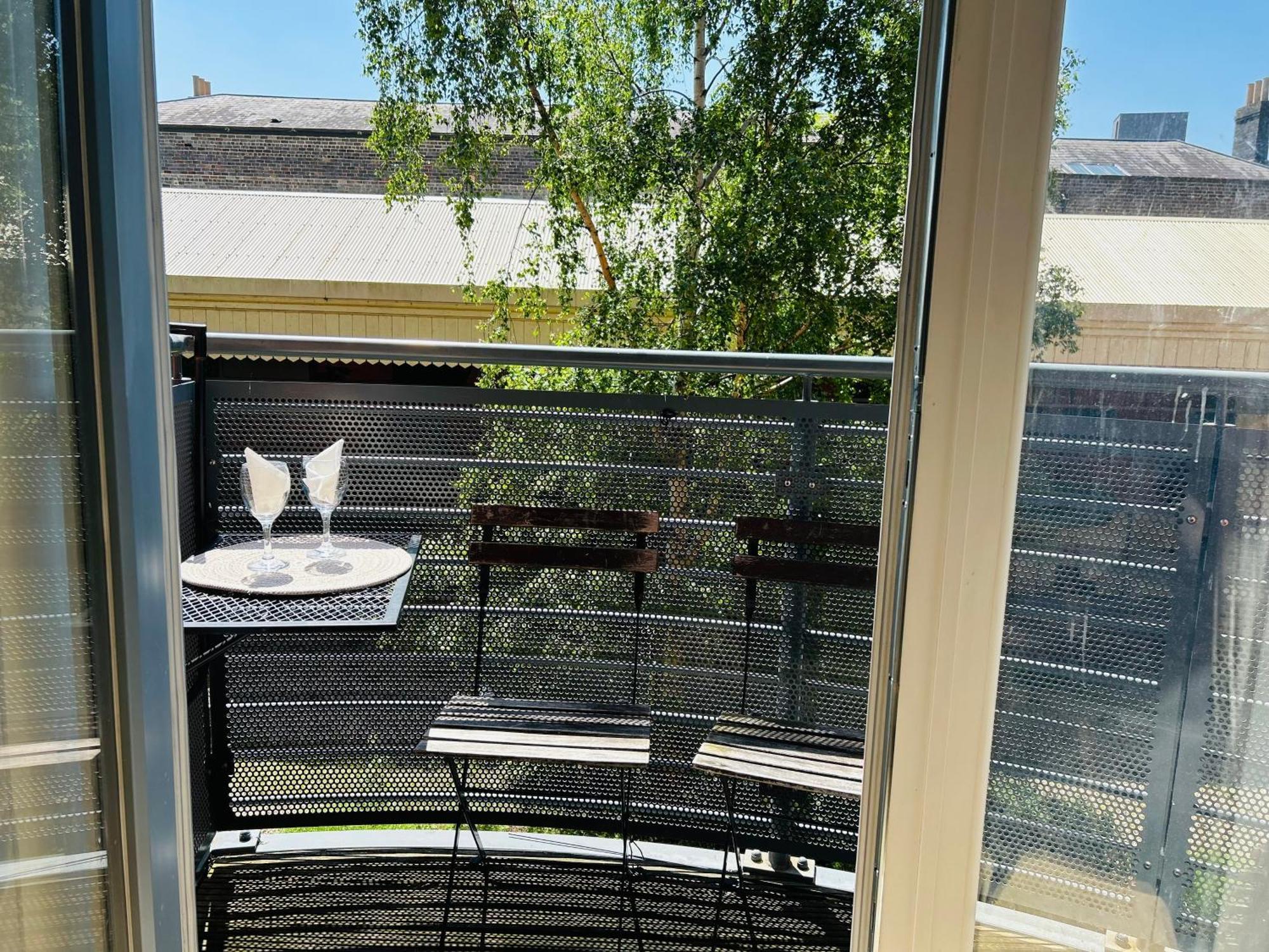 Modern Apartment Broad Gauge Way - Ideal For Work And Leisure Wolverhampton Luaran gambar